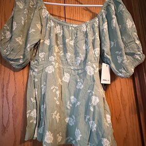O'Neill Women's Green Floral Top